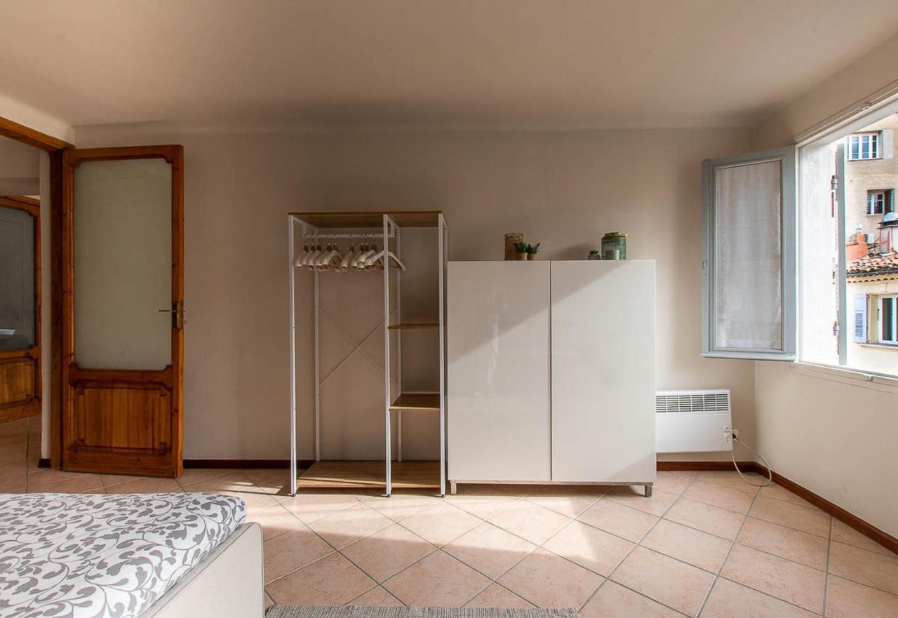 Superbe Appartement Dans Le Coeur De La Ville Антиб Екстериор снимка
